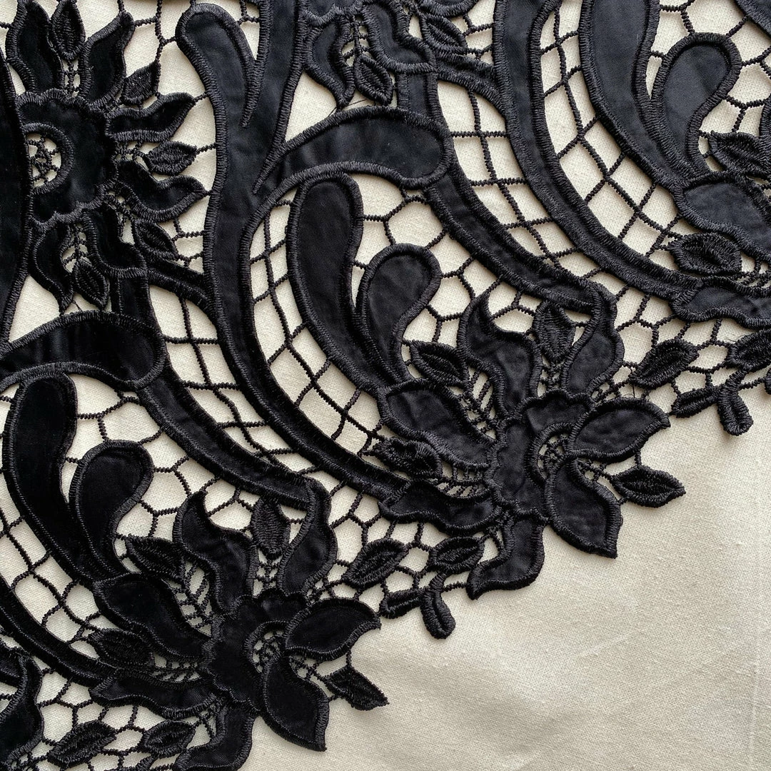 Self-portrait NEW ARRIVALS Black Prairie Midi Dress